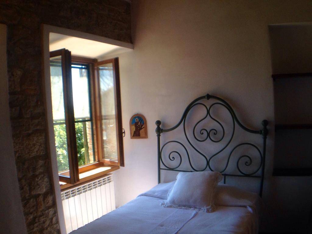 Residenza Santa Maria In Borraccia Bed & Breakfast Magliano in Toscana Room photo